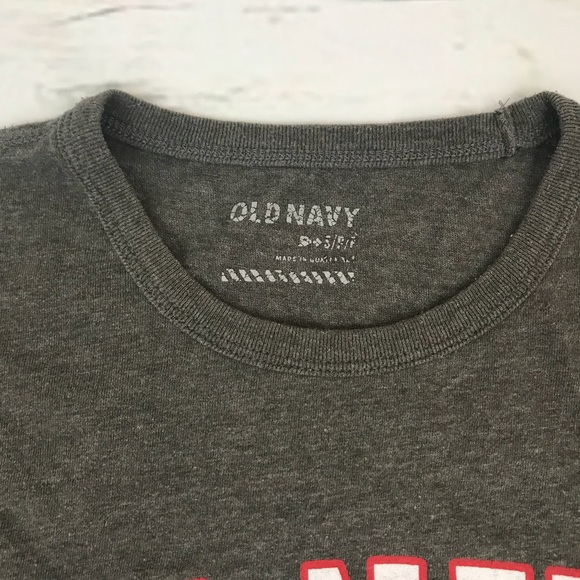 Old Navy Grey Crew-Neck Tee - Picture 2 of 3